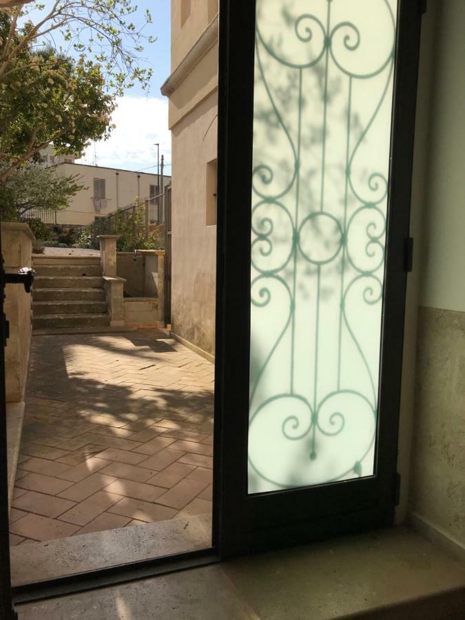 Giardini 82 B&B Gravina in Puglia Esterno foto